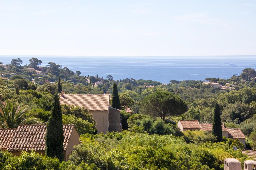 Villa Louancelie B&B Cavalaire-sur-Mer Luaran gambar